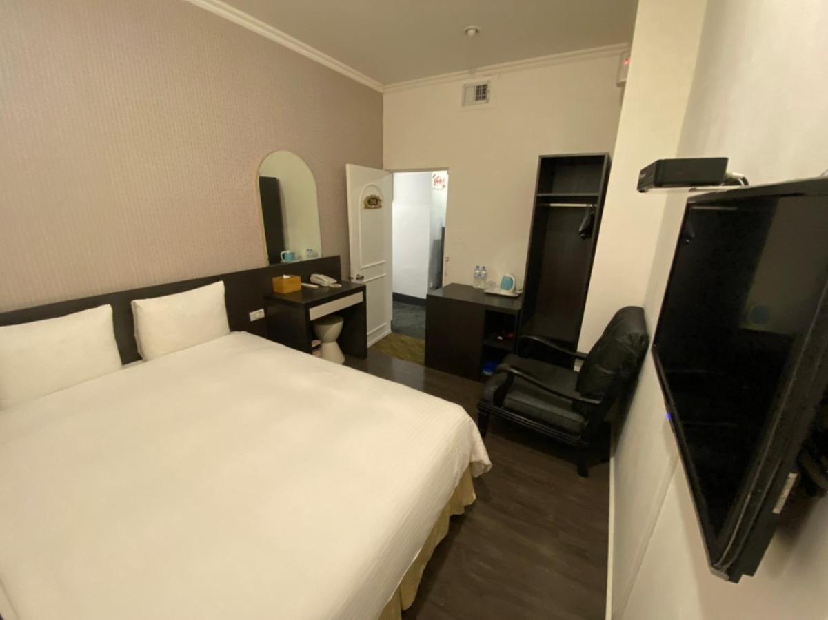 Queens Hotel Тайбэй Экстерьер фото