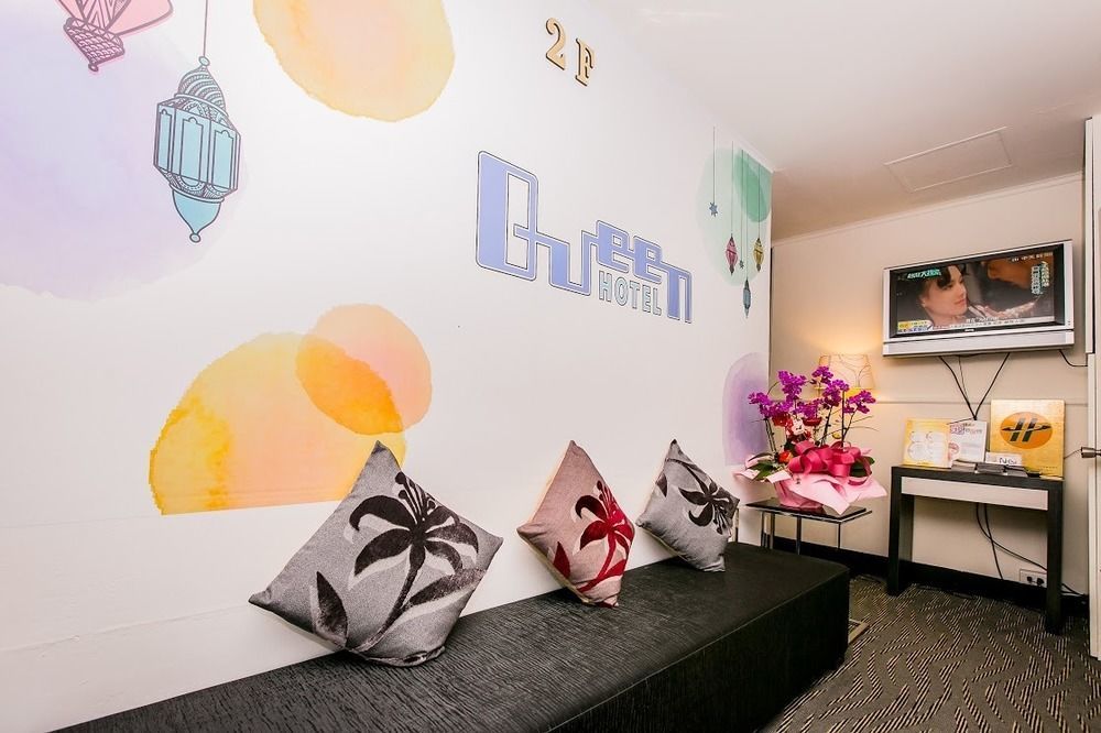 Queens Hotel Тайбэй Экстерьер фото