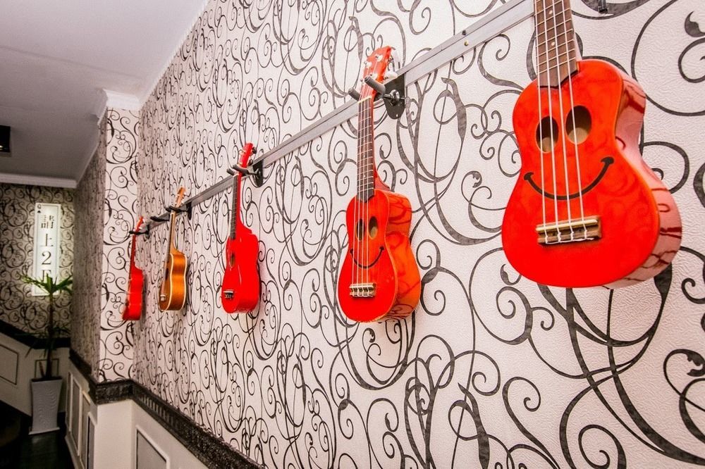 Queens Hotel Тайбэй Экстерьер фото